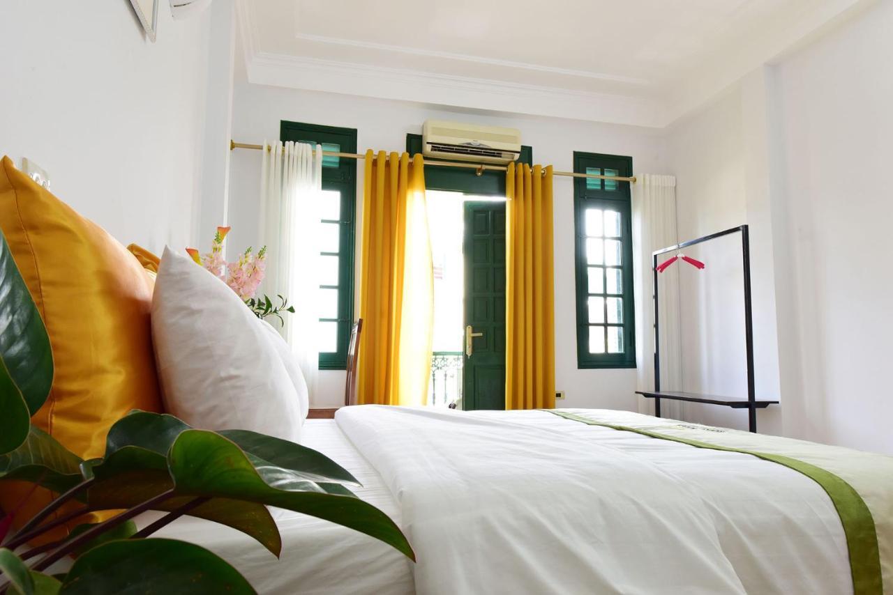 Royal House Hotel Hanoi Bagian luar foto