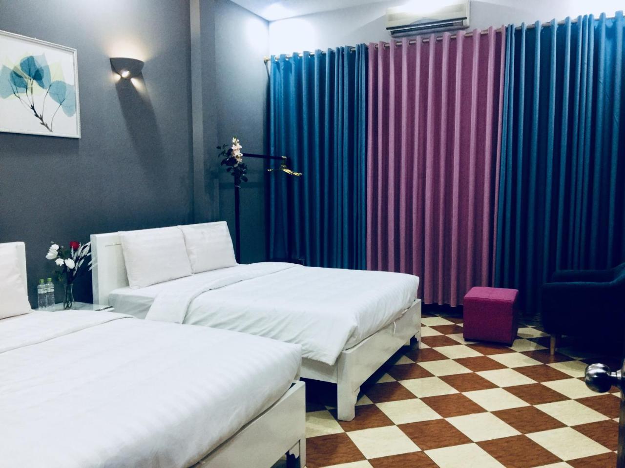 Royal House Hotel Hanoi Bagian luar foto